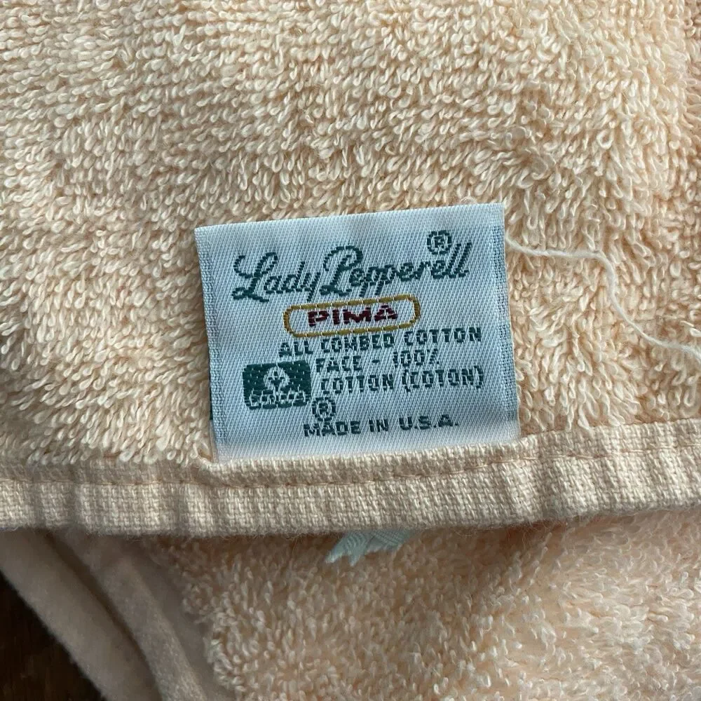Vtg Lady Pepperell  2 Piece Towel Set Bath & Hand Lace Ribbon Trim Grannycore